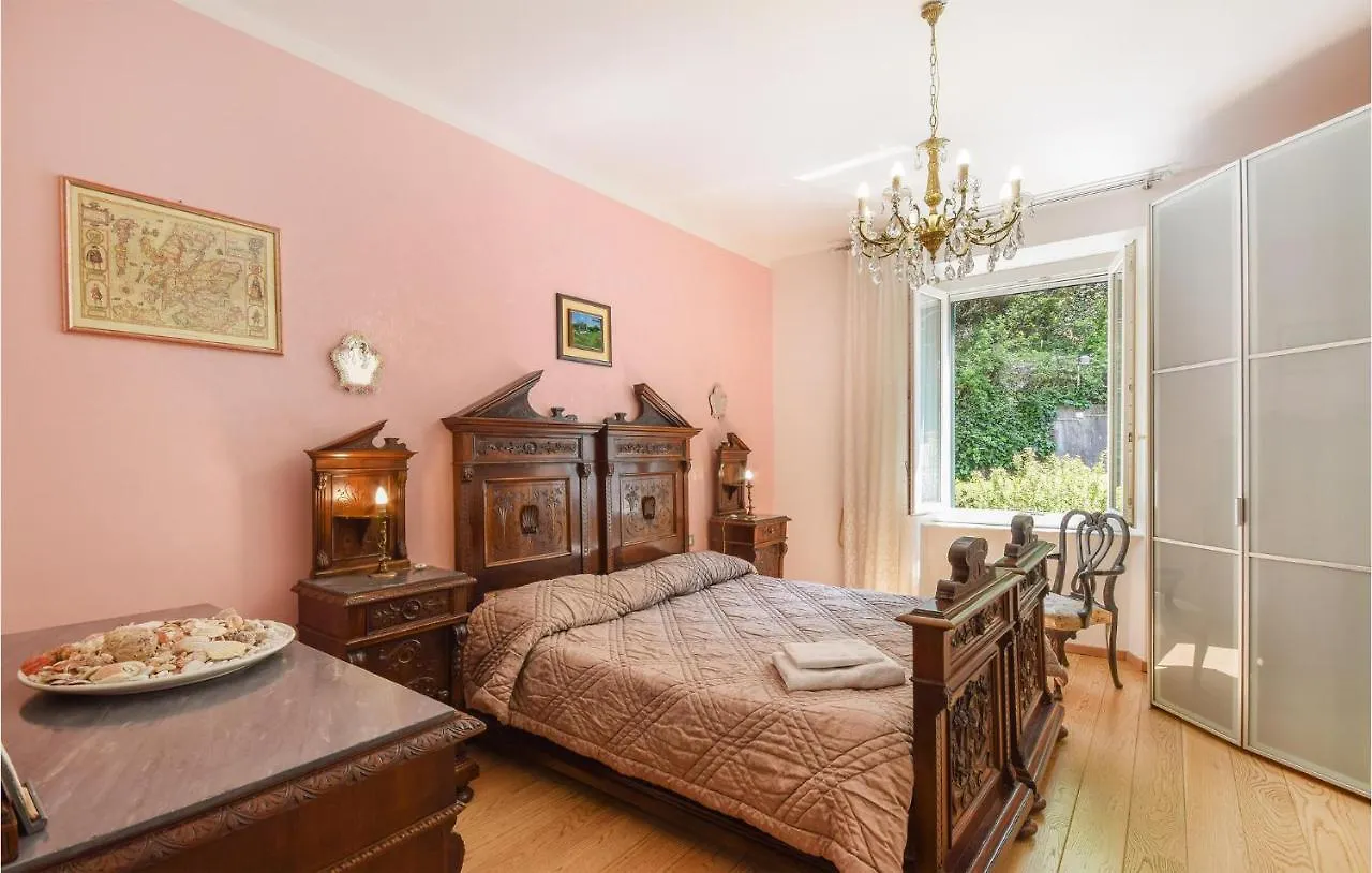 3 Bedroom Amazing Apartment In Genova Italy